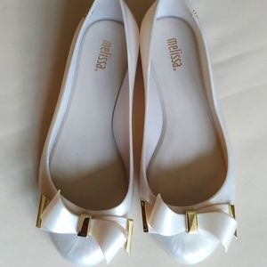 Melissa sz US6 pearl white with gold